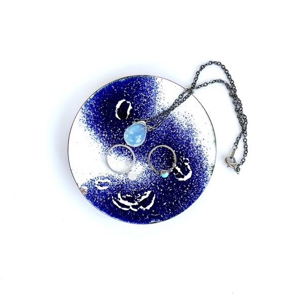 Vintage Enamelled Copper Trinket Dish - Picture 3 of 14